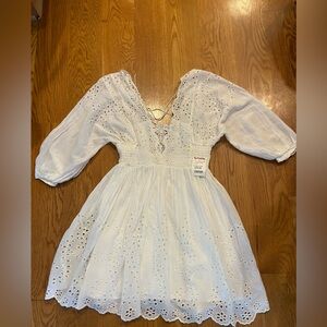 Woman White Eyelet Cotton Dress FP One